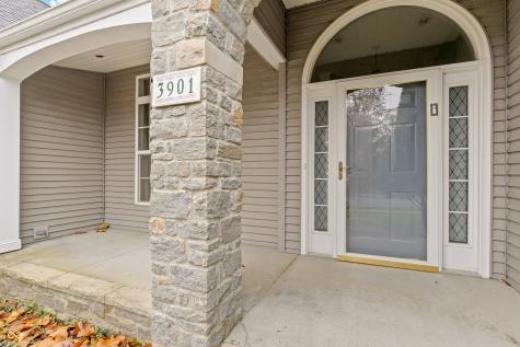 3901 Terrace Woods Drive Columbus IN 47201