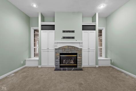 3901 Terrace Woods Drive Columbus IN 47201