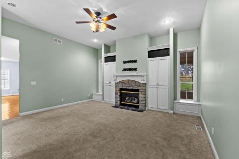 3901 Terrace Woods Drive Columbus IN 47201