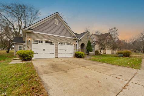 3901 Terrace Woods Drive Columbus IN 47201