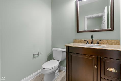 3901 Terrace Woods Drive Columbus IN 47201