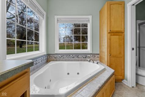 3901 Terrace Woods Drive Columbus IN 47201