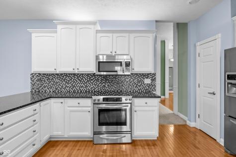 3901 Terrace Woods Drive Columbus IN 47201