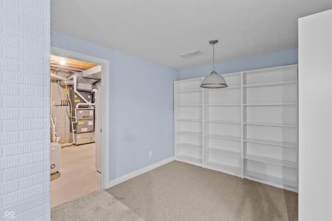 3901 Terrace Woods Drive Columbus IN 47201