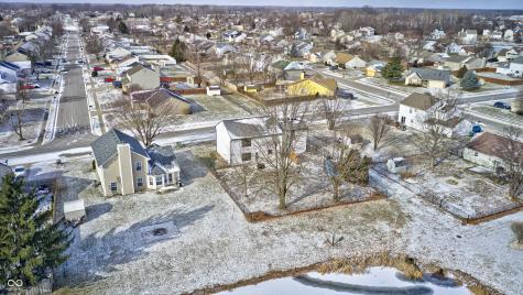 555 Hyannis Drive Avon IN 46123