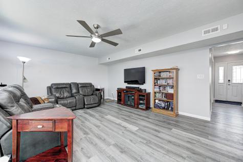 555 Hyannis Drive Avon IN 46123