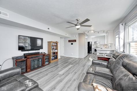 555 Hyannis Drive Avon IN 46123