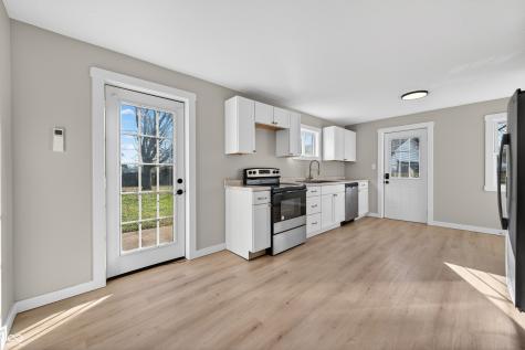 5065 Adkins Street Columbus IN 47201