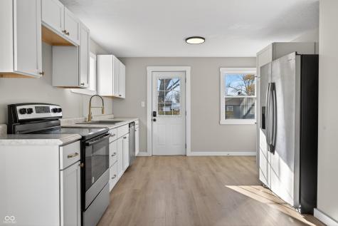 5065 Adkins Street Columbus IN 47201