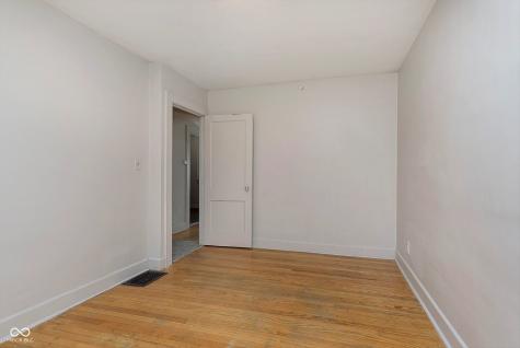 4736 Brookville Road Indianapolis IN 46201