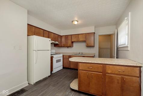 4736 Brookville Road Indianapolis IN 46201
