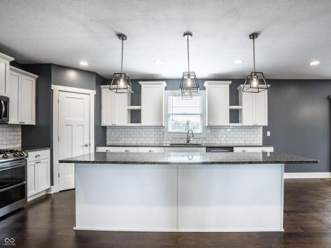 2851 N Franklin Street Greenfield IN 46140