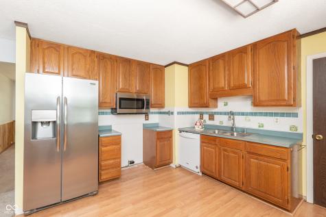 5531 Dollar Hide North Drive Indianapolis IN 46221