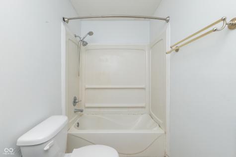 5531 Dollar Hide North Drive Indianapolis IN 46221
