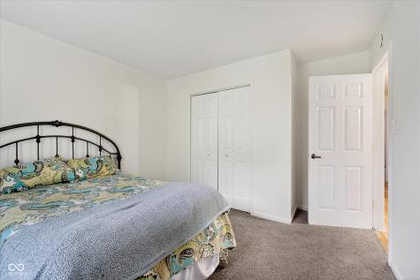 4436 Sunshine Avenue Indianapolis IN 46228