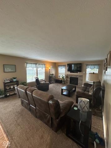 5502 Breaburn Road Bargersville IN 46106