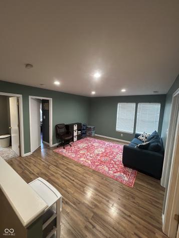 5502 Breaburn Road Bargersville IN 46106