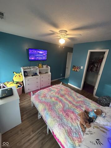 5502 Breaburn Road Bargersville IN 46106