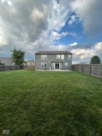 5502 Breaburn Road Bargersville IN 46106