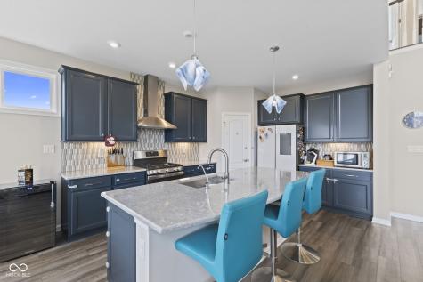 9962 Mosaic Blue Way Indianapolis IN 46239