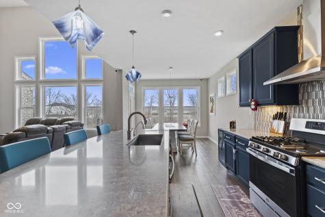 9962 Mosaic Blue Way Indianapolis IN 46239
