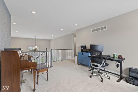 9962 Mosaic Blue Way Indianapolis IN 46239