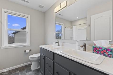 9962 Mosaic Blue Way Indianapolis IN 46239