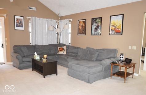 7533 Copperfield Way Indianapolis IN 46256