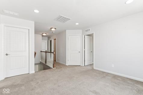 4867 Saddle Back Way Whitestown IN 46075