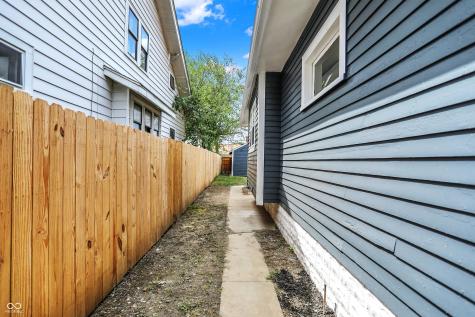 520 N Bradley Avenue Indianapolis IN 46201