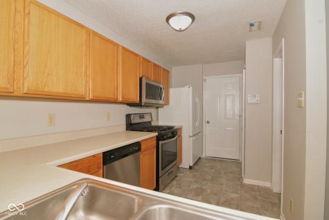 2812 Redland Lane Indianapolis IN 46217