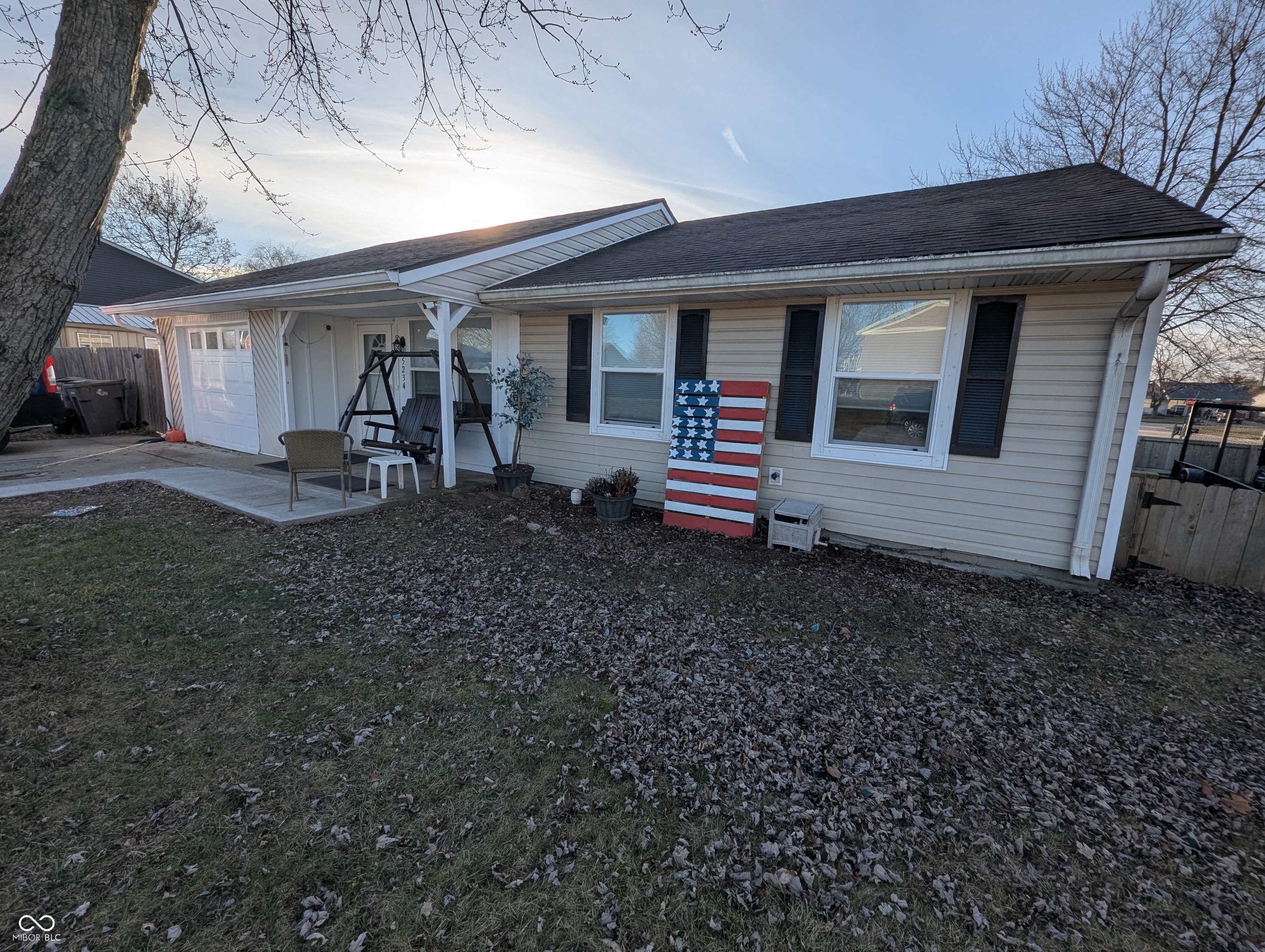 5234 Straw Hat Drive Indianapolis IN 46237