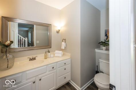 9031 Anchor Mark Drive Indianapolis IN 46236