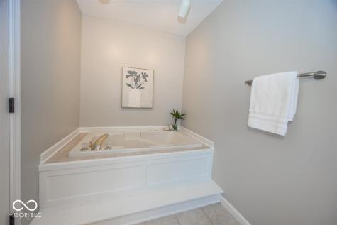 9031 Anchor Mark Drive Indianapolis IN 46236