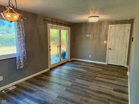204 W Trenton Street Sharpsville IN 46068