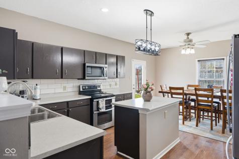 10627 Wiley Lane Indianapolis IN 46231