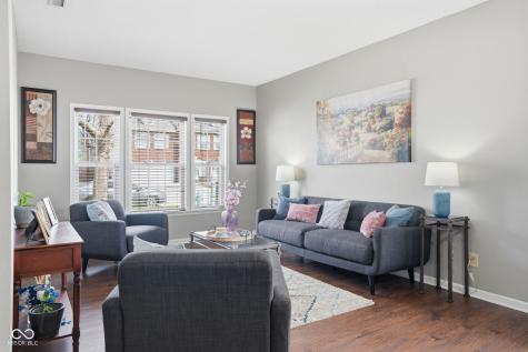 10627 Wiley Lane Indianapolis IN 46231
