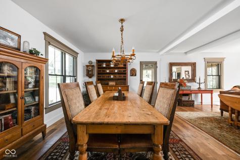 775 W Hawthorne Street Zionsville IN 46077