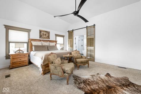 775 W Hawthorne Street Zionsville IN 46077