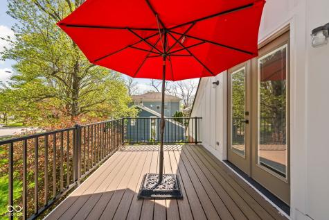 775 W Hawthorne Street Zionsville IN 46077