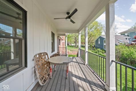 775 W Hawthorne Street Zionsville IN 46077