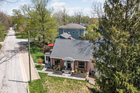 775 W Hawthorne Street Zionsville IN 46077