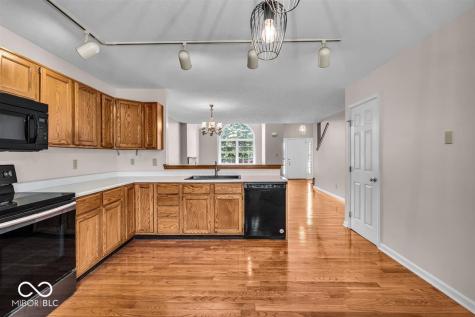 65 Palomino Court Zionsville IN 46077