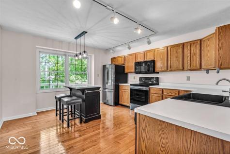 65 Palomino Court Zionsville IN 46077