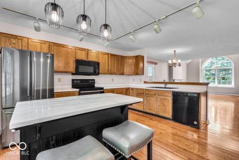65 Palomino Court Zionsville IN 46077