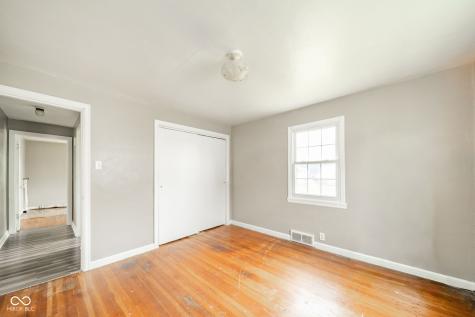 2907 S 19th Street New Castle IN 47362