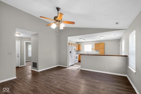 18057 Sanibel Circle Noblesville IN 46062