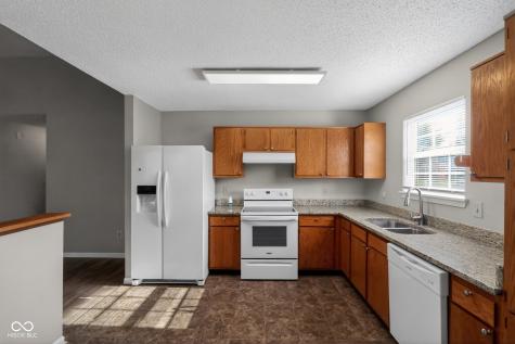 18057 Sanibel Circle Noblesville IN 46062