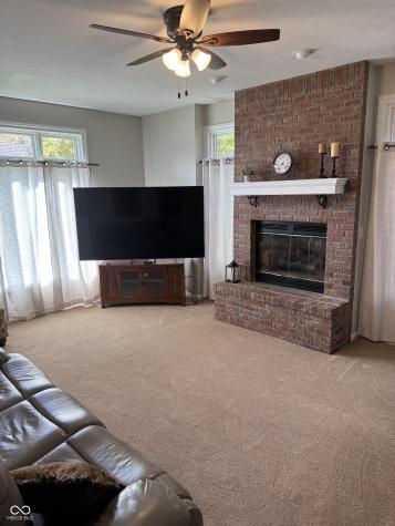 84 Racquet Court Greenwood IN 46142