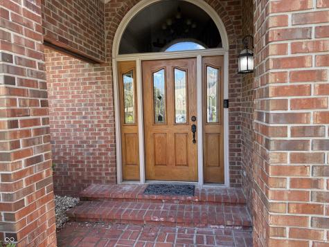 84 Racquet Court Greenwood IN 46142